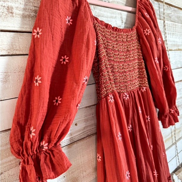 Embroidered maxi - Picture 3 of 3